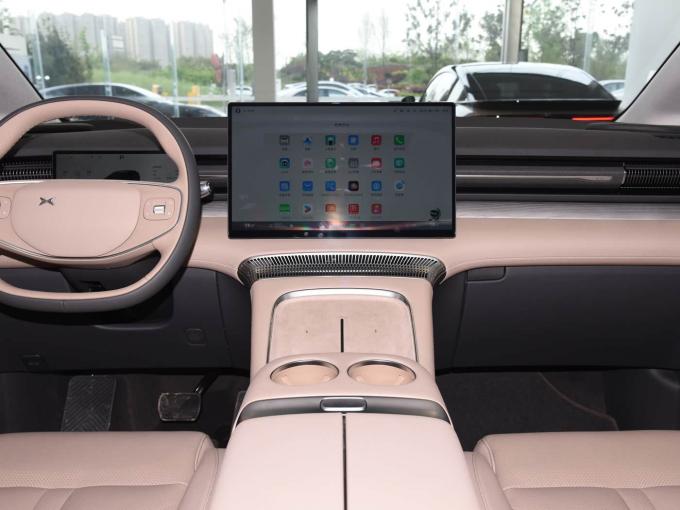 Pure New Energy ODM Vehículo eléctrico Xpeng X9 Gran modelo espacial MPV EV Coche nuevo 1