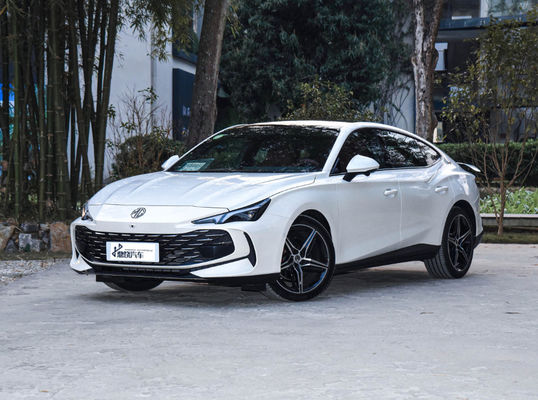138Kw 1.5T Auto Limousine MG7 de alta velocidad Gas y coches de gasolina