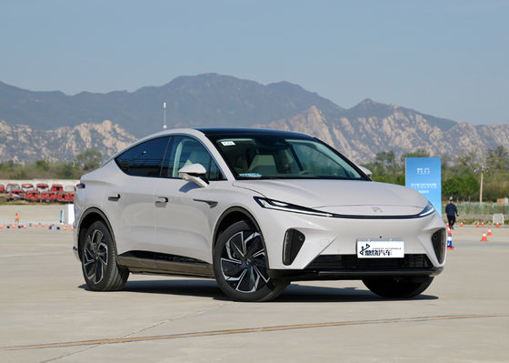 Cómodo Pure EV Rising Auto R7 MG S9 9 5 puertas 5 asientos SUV EV Car hecho en China