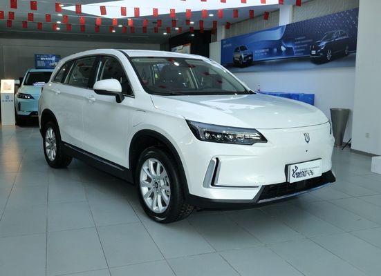 Exportación de lujo China Vehículo eléctrico Auto Skywell ET5 Confortable Batería automática Nuevo SUV