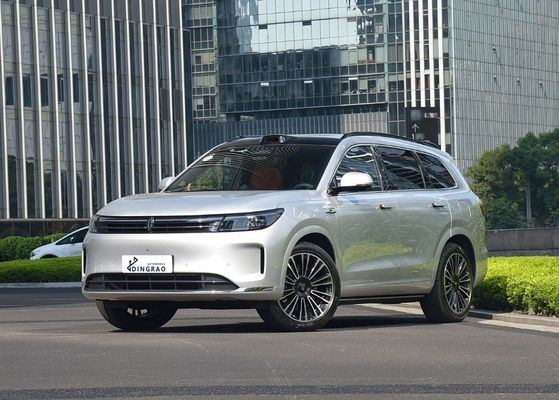 Barco rápido Alta velocidad Aito M7 Vehículo eléctrico Coche gasolina Combustible 1.5L Hybrid Car
